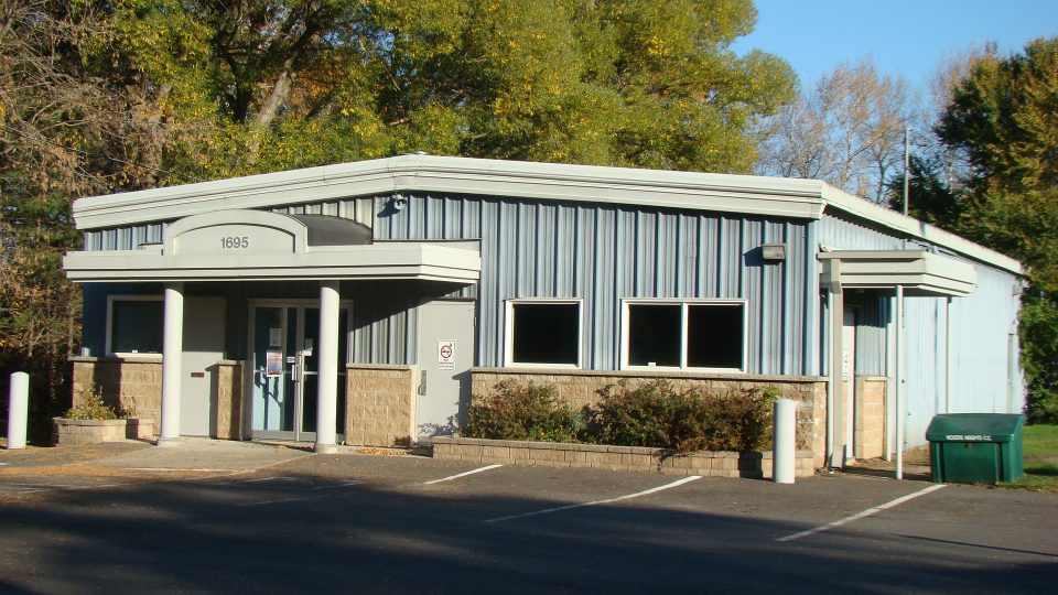 Image of the blue front exterior of the Vickers Heights Community Centre